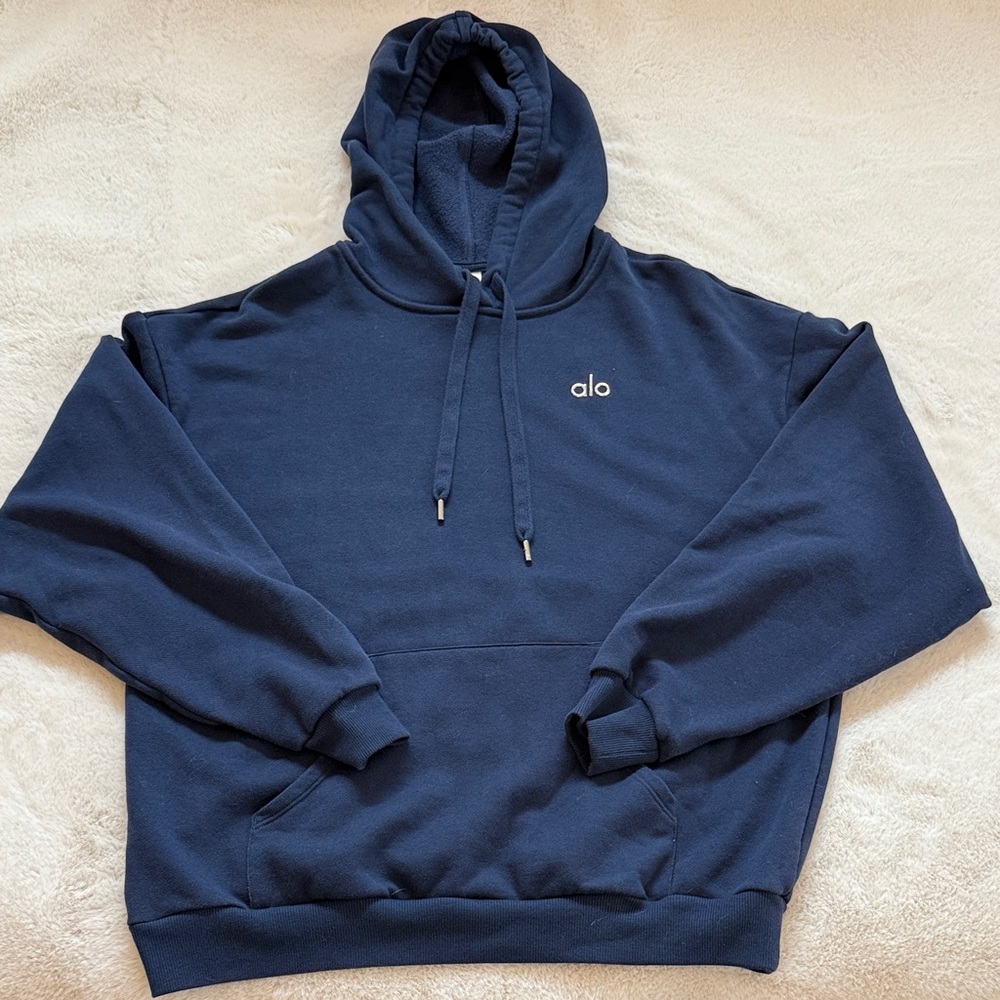 ALO Yoga Unisex Accolade Hoodie